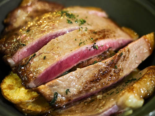Viande grillée Port de Girolata